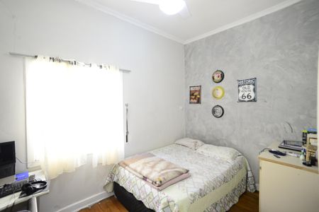 Casa à venda com 240m², 4 quartos e 1 vaga Casa à venda com 240m², 4 quartos e 1 vagaQuarto 1