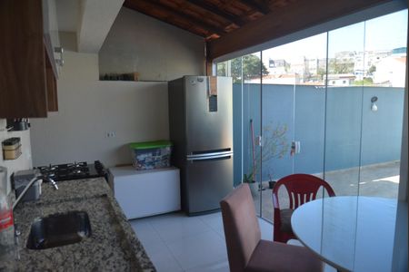 Apartamento à venda com 92m², 2 quartos e 1 vagaCozinha