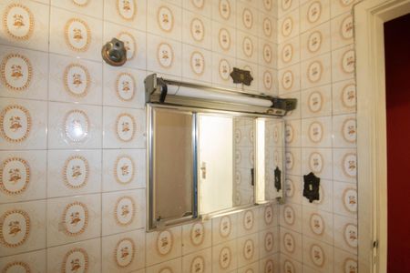 Casa à venda com 148m², 3 quartos e sem vaga Casa à venda com 148m², 3 quartos e sem vagaBanheiro de Serviço