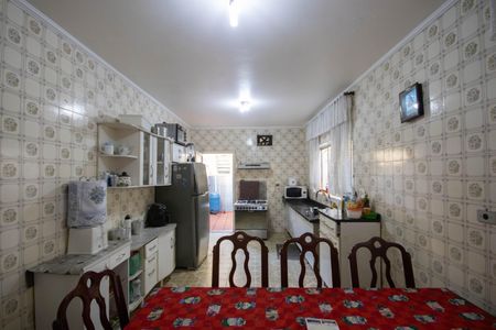 Casa à venda com 148m², 3 quartos e sem vaga Casa à venda com 148m², 3 quartos e sem vagaCozinha