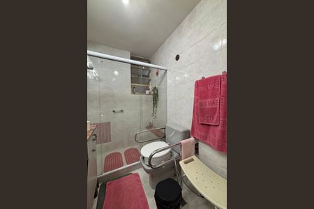 Apartamento à venda com 90m², 3 quartos e 1 vaga Apartamento à venda com 90m², 3 quartos e 1 vagaBanheiro social