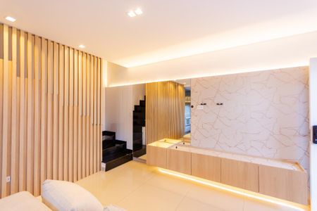 Casa à venda com 150m², 2 quartos e 4 vagasSala