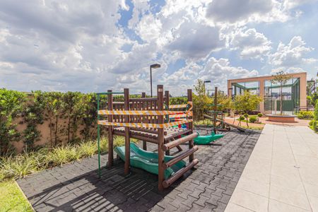 Apartamento para alugar com 48m², 2 quartos e 1 vaga Apartamento para alugar com 48m², 2 quartos e 1 vagaÁrea comum - Playground