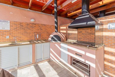 Apartamento para alugar com 48m², 2 quartos e 1 vaga Apartamento para alugar com 48m², 2 quartos e 1 vagaÁrea comum - Churrasqueira