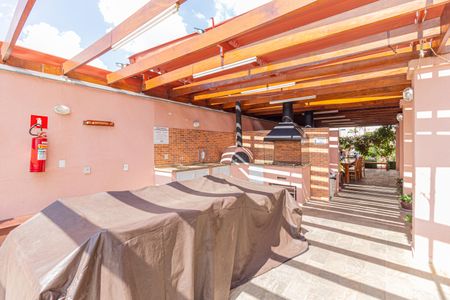 Apartamento para alugar com 48m², 2 quartos e 1 vaga Apartamento para alugar com 48m², 2 quartos e 1 vagaÁrea comum - Churrasqueira