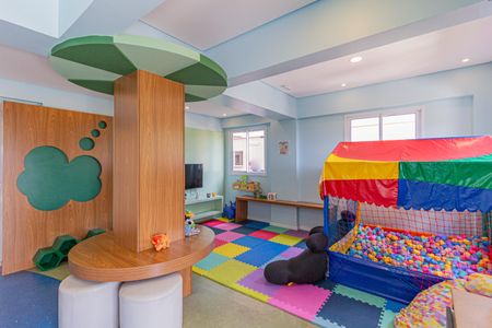 Apartamento para alugar com 48m², 2 quartos e 1 vaga Apartamento para alugar com 48m², 2 quartos e 1 vagaÁrea comum - Brinquedoteca