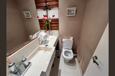 Apartamento à venda com 144m², 3 quartos e 2 vagasLavabo