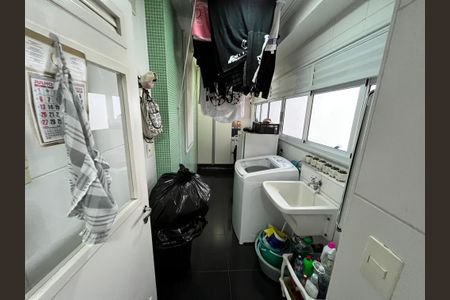 Apartamento à venda com 144m², 3 quartos e 2 vagasÁrea de Serviço