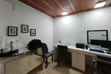 Casa à venda com 400m², 5 quartos e 4 vagasQuarto 4