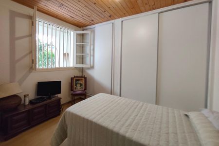 Casa à venda com 400m², 5 quartos e 4 vagasQuarto 2