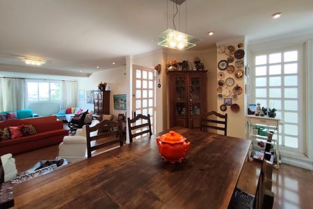 Casa à venda com 400m², 5 quartos e 4 vagasSala de Jantar