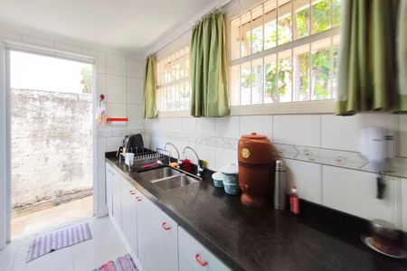 Casa à venda com 400m², 5 quartos e 4 vagasCozinha