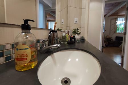 Casa à venda com 400m², 5 quartos e 4 vagasBanheiro Social