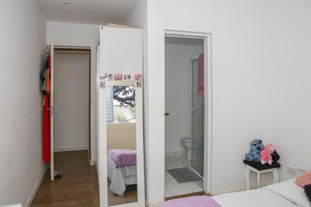 Casa à venda com 200m², 4 quartos e 1 vaga Casa à venda com 200m², 4 quartos e 1 vagaSuíte 2