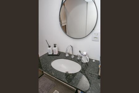 Casa à venda com 200m², 4 quartos e 1 vaga Casa à venda com 200m², 4 quartos e 1 vagaBanheiro Social