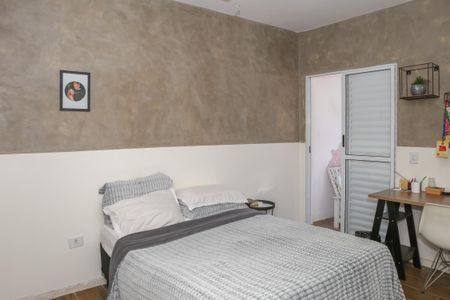 Casa à venda com 200m², 4 quartos e 1 vaga Casa à venda com 200m², 4 quartos e 1 vagaQuarto