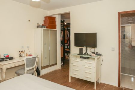 Casa à venda com 200m², 4 quartos e 1 vaga Casa à venda com 200m², 4 quartos e 1 vagaSuíte 1