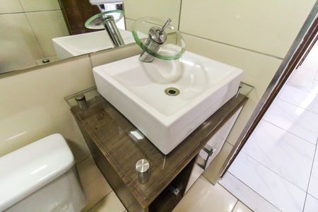 Apartamento para alugar com 64m², 3 quartos e 1 vaga Apartamento para alugar com 64m², 3 quartos e 1 vagaBanheiro