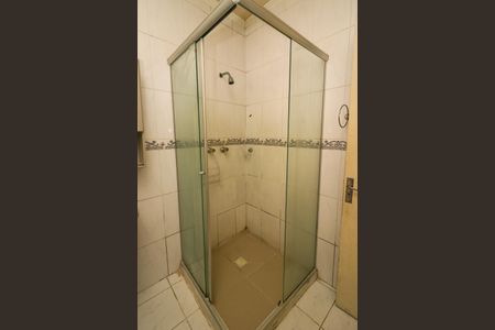 Apartamento à venda com 49m², 2 quartos e sem vaga Apartamento à venda com 49m², 2 quartos e sem vagaBanheiro Social