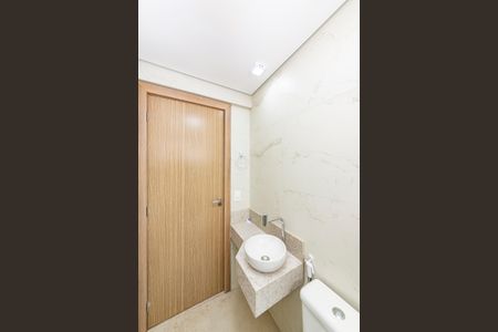 Apartamento à venda com 50m², 2 quartos e 2 vagas Apartamento à venda com 50m², 2 quartos e 2 vagasBanheiro Social