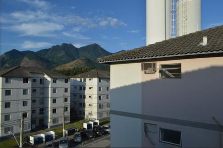 Apartamento à venda com 48m², 2 quartos e 2 vagas Apartamento à venda com 48m², 2 quartos e 2 vagasVista da Área de Serviço