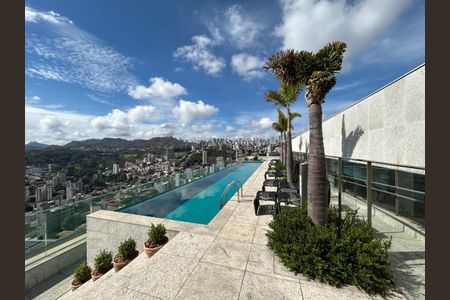 Apartamento à venda com 66m², 2 quartos e sem vaga