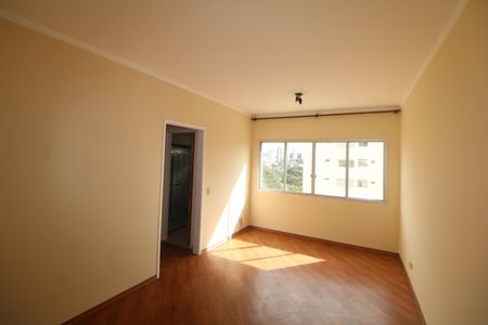 Apartamento para alugar com 76m², 2 quartos e 1 vagaSala