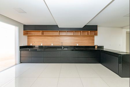 Apartamento à venda com 325m², 3 quartos e 4 vagas Apartamento à venda com 325m², 3 quartos e 4 vagasCozinha