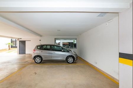 Apartamento à venda com 325m², 3 quartos e 4 vagas Apartamento à venda com 325m², 3 quartos e 4 vagasGaragem