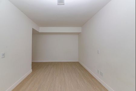 Apartamento à venda com 325m², 3 quartos e 4 vagas Apartamento à venda com 325m², 3 quartos e 4 vagasSuíte 2