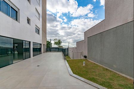 Apartamento à venda com 325m², 3 quartos e 4 vagas Apartamento à venda com 325m², 3 quartos e 4 vagasÁrea comum