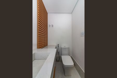 Apartamento à venda com 325m², 3 quartos e 4 vagas Apartamento à venda com 325m², 3 quartos e 4 vagasLavabo