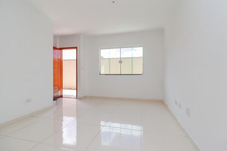 Sala de casa de condomínio para alugar com 2 quartos, 68m² em Itaquera, São Paulo