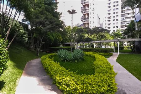 Apartamento à venda com 200m², 4 quartos e 3 vagas Apartamento à venda com 200m², 4 quartos e 3 vagasÁrea comum