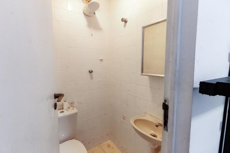 Apartamento à venda com 200m², 4 quartos e 3 vagas Apartamento à venda com 200m², 4 quartos e 3 vagasBanheiro de serviço