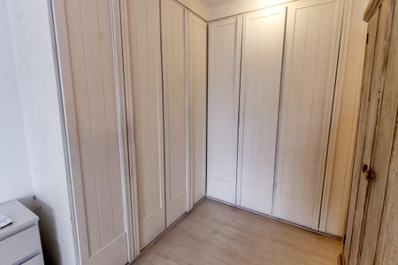 Apartamento à venda com 200m², 4 quartos e 3 vagas Apartamento à venda com 200m², 4 quartos e 3 vagasSuíte 1