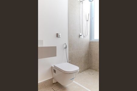 Apartamento à venda com 90m², 2 quartos e 1 vaga Apartamento à venda com 90m², 2 quartos e 1 vagaBanheiro da Suíte