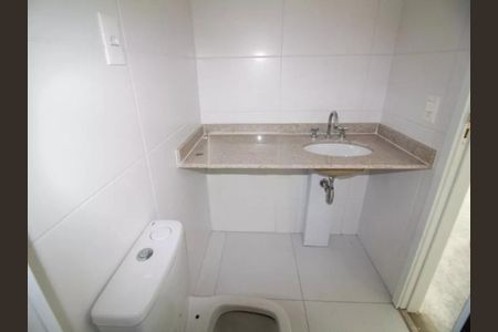 Banheiro de apartamento à venda com 1 quarto, 30m² em Jardim das Acacias, São Paulo