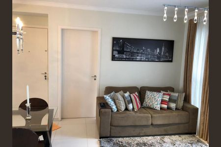 Apartamento à venda com 63m², 2 quartos e 1 vagaFoto 01