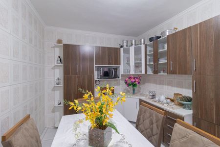 Casa à venda com 210m², 2 quartos e 1 vaga Casa à venda com 210m², 2 quartos e 1 vagaCopa