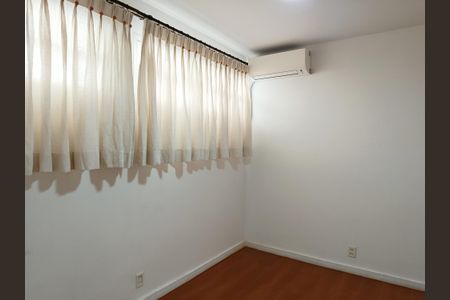 Casa para alugar com 325m², 4 quartos e 4 vagas Casa para alugar com 325m², 4 quartos e 4 vagasQuarto 3