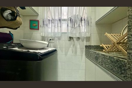 Apartamento à venda com 65m², 3 quartos e 1 vagaÁrea de serviço