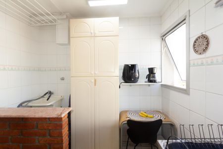 Apartamento para alugar com 55m², 1 quarto e 1 vaga Apartamento para alugar com 55m², 1 quarto e 1 vagaCozinha