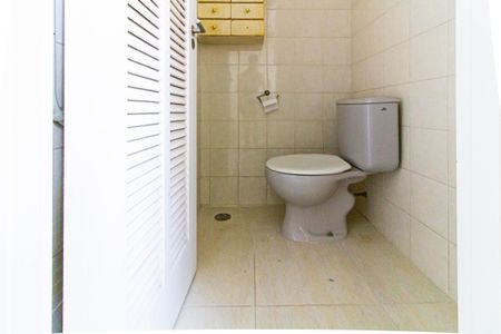 Apartamento à venda com 70m², 2 quartos e 1 vagaBanheiro de Serviço