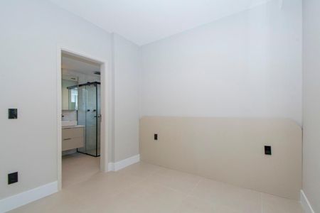 Apartamento à venda com 63m², 2 quartos e 1 vaga