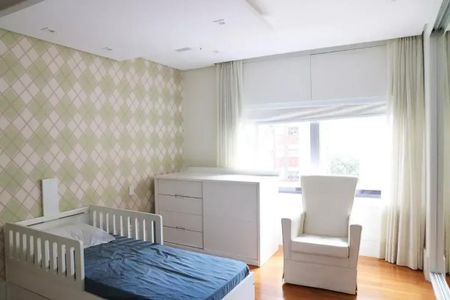 Apartamento à venda com 300m², 4 quartos e 3 vagas