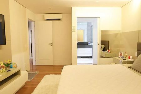 Apartamento à venda com 300m², 4 quartos e 3 vagas