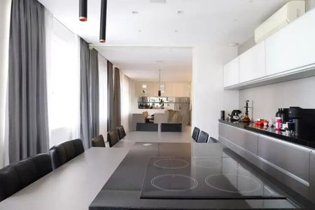Apartamento à venda com 300m², 4 quartos e 3 vagas