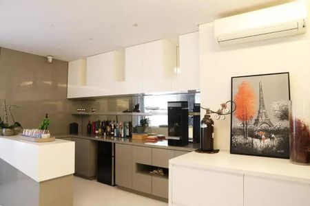 Apartamento à venda com 300m², 4 quartos e 3 vagas