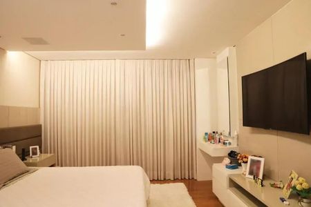 Apartamento à venda com 300m², 4 quartos e 3 vagas